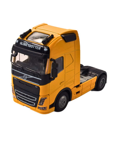 Cabezote Volvo FH amarillo - Escala 1:68 - Carros de colección